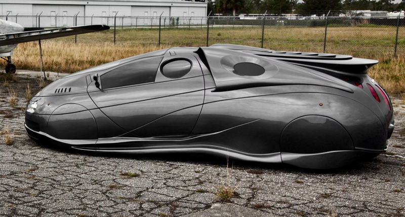 Illustration for article titled Ebay Find: For $100k, What the Hell is This?
